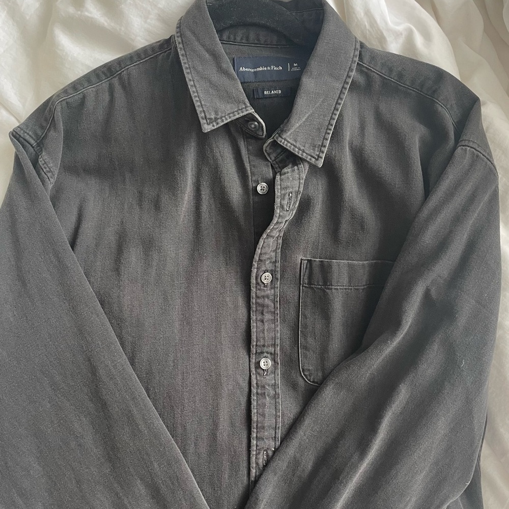 NWOT Abercrombie Relaxed Denim Button-Up Shirt